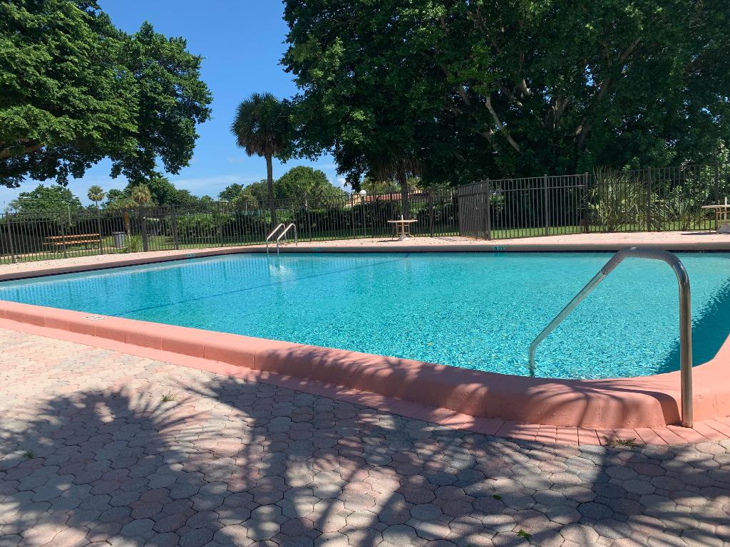 ISLE OF SANDALFOOT CONDO - Residential Lease