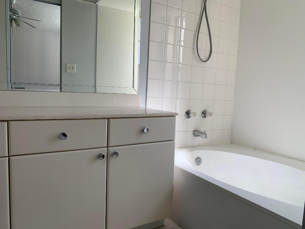 ISLE OF SANDALFOOT CONDO - Residential Lease