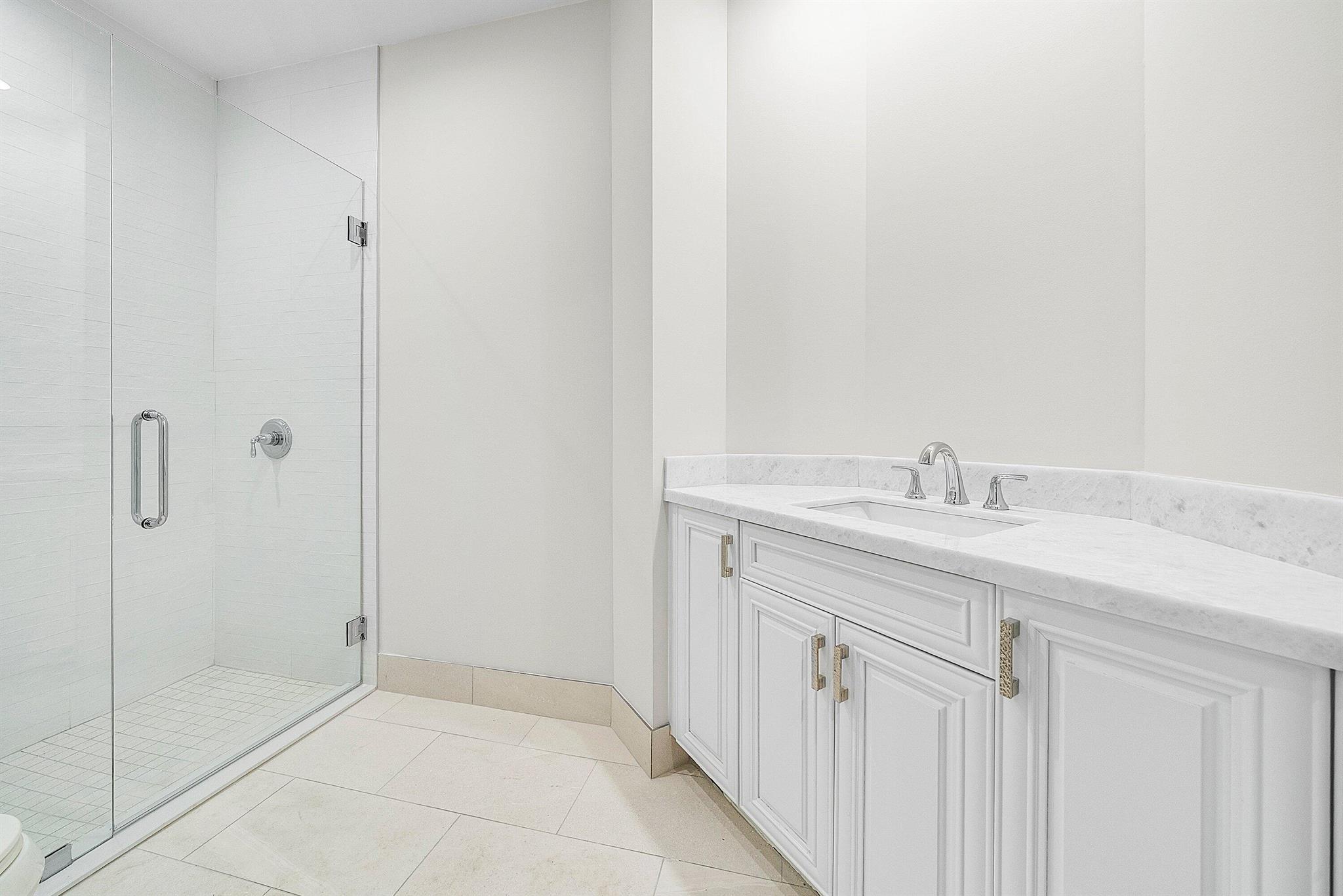 PALM BAY CLUB CONDO - BAL - Residential Lease