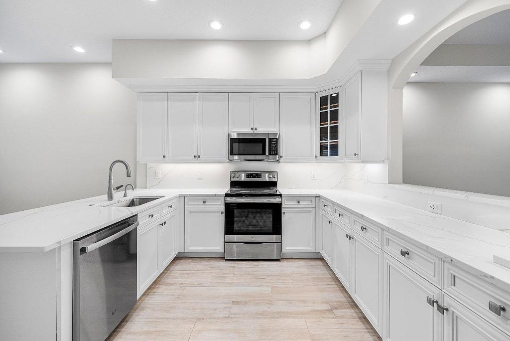 Photo of 106 Palm Bay Drive #B, Palm Beach Gardens, FL 33418 (MLS # R11132916)