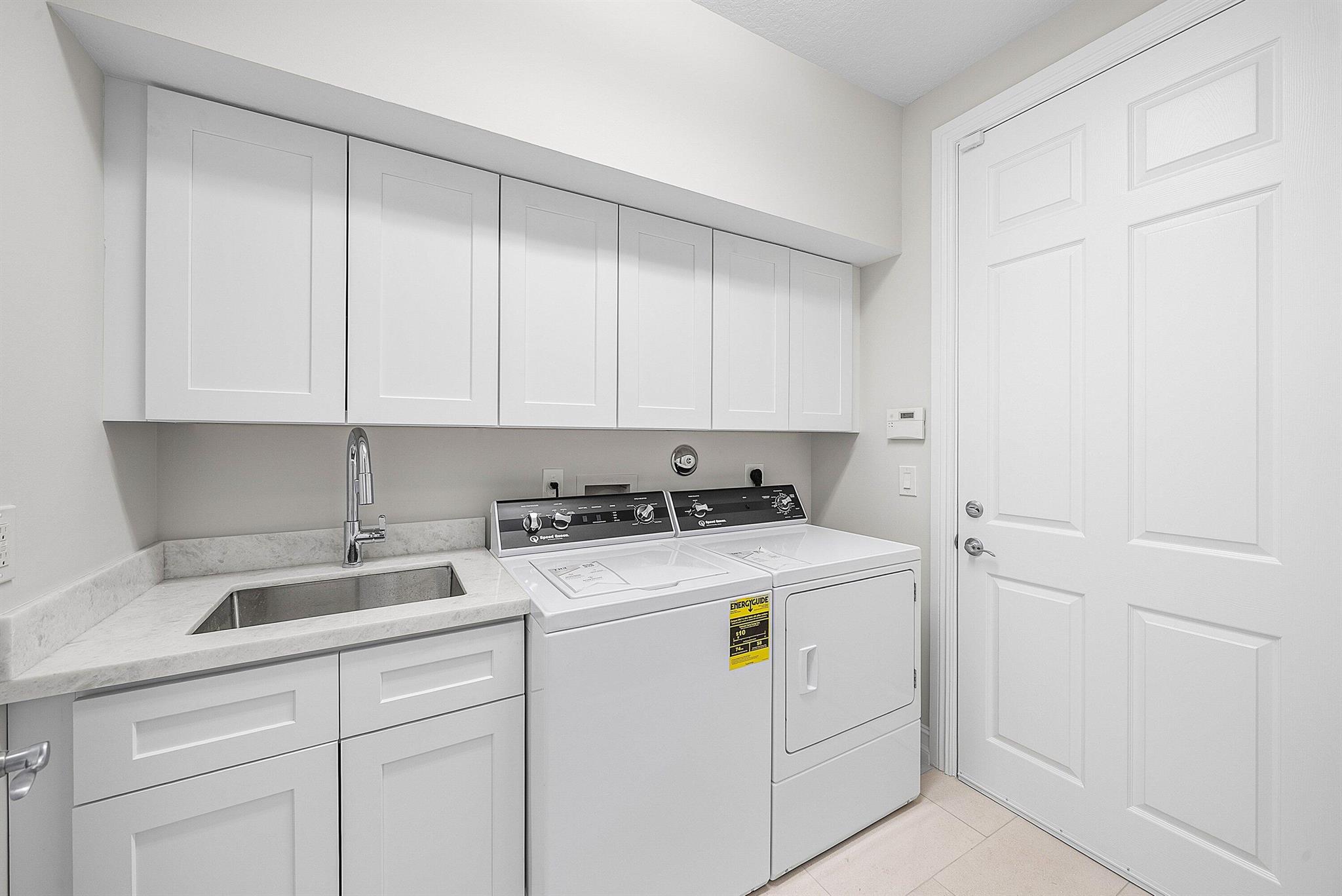 PALM BAY CLUB CONDO - BAL - Residential Lease