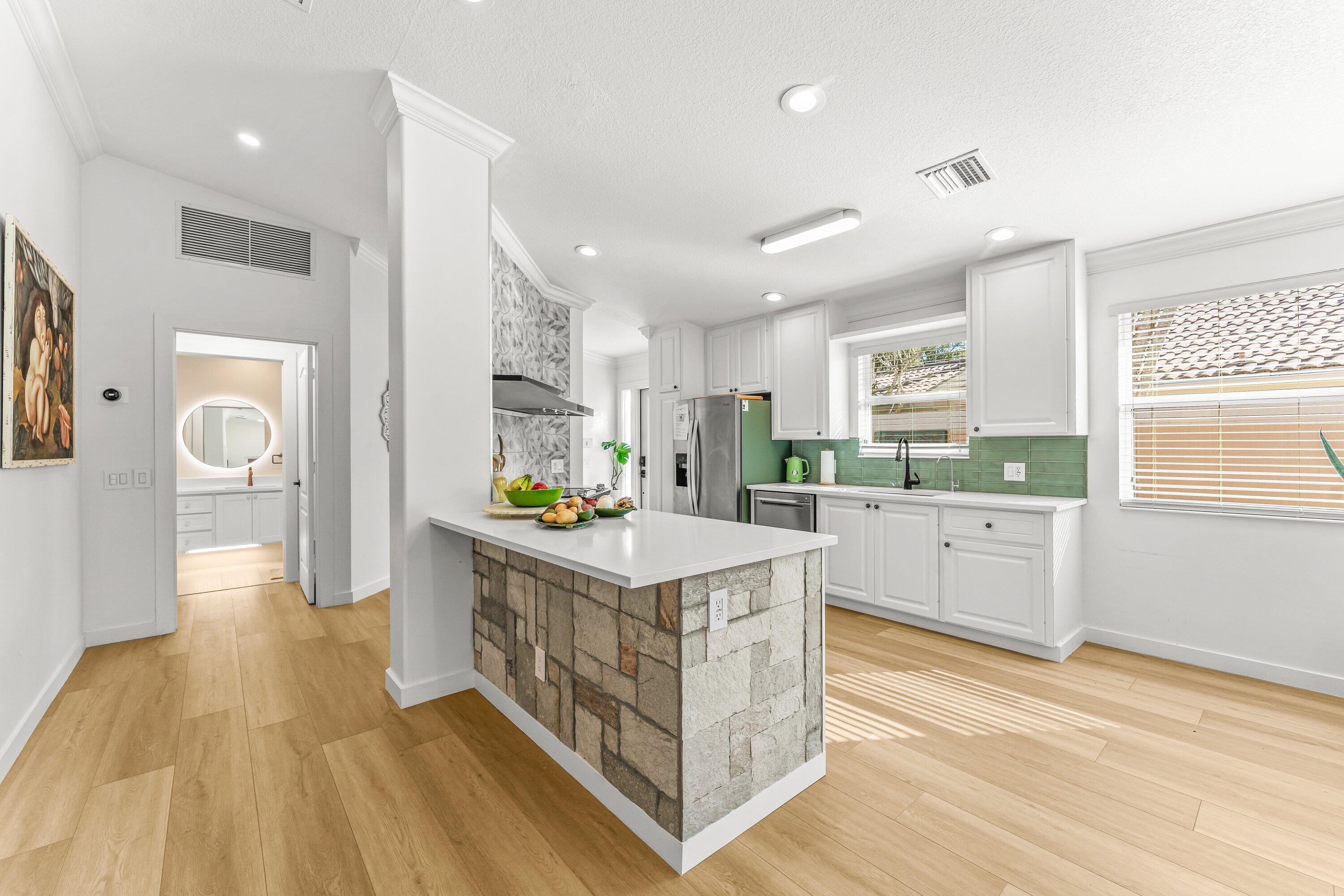 VILLAGEWALK OF WELLINGTON 3A - Residential