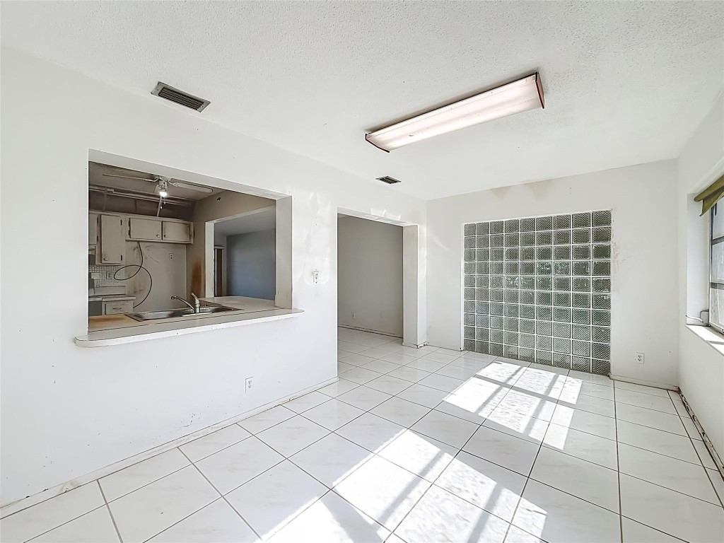 Mainlands Of Tamarac Lake - Residential