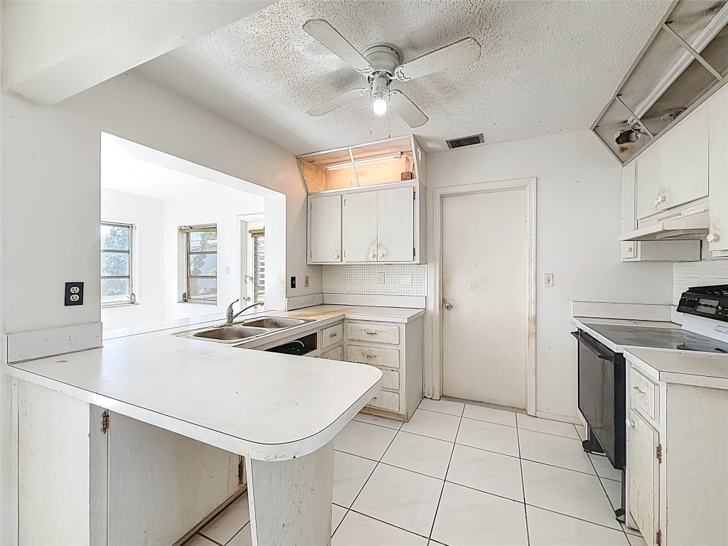 Mainlands Of Tamarac Lake - Residential