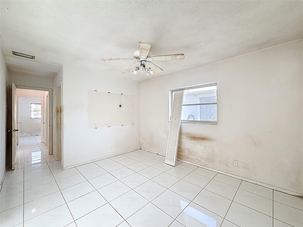 Mainlands Of Tamarac Lake - Residential