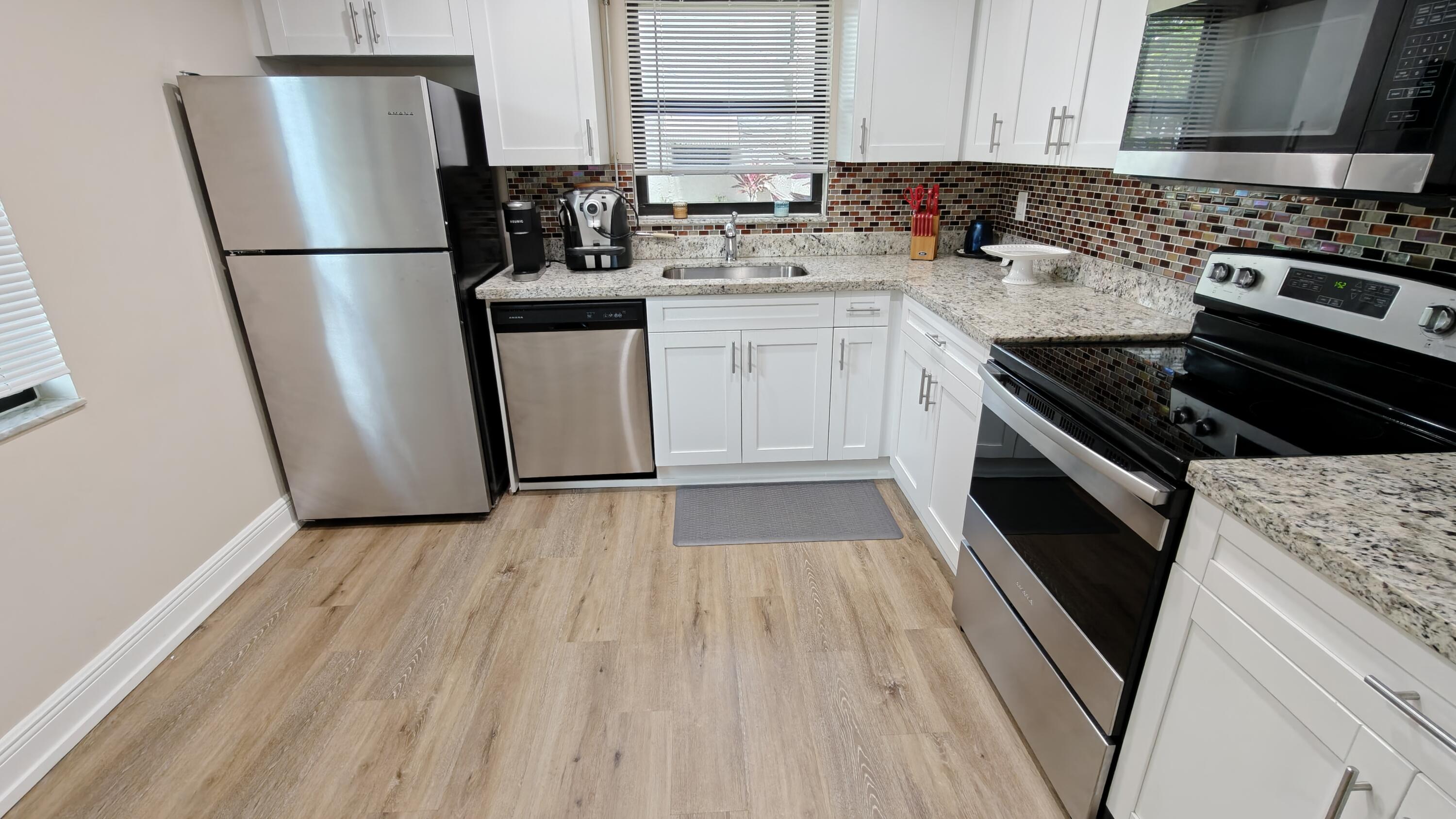 TOWNE GREENE CONDO - Residential