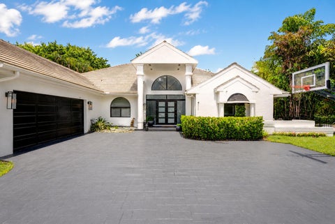 Photo of 1812 SW 17th Street, Boca Raton, FL 33486 (MLS # B26059076)