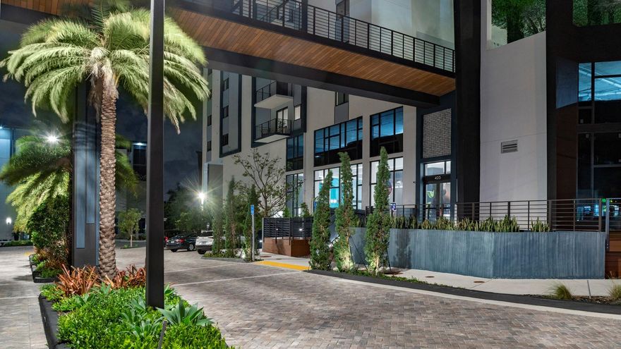 Discover luxury living at Envy Pompano Beach. Our studio to three-bedroom apartments feature stainless steel appliances, private balconies, and in-home washers and dryers. Enjoy resort-style amenities including a South Beach-inspired pool, outdoor movie theater, and fitness center. Perfectly located near Fort Lauderdale, you’ll have easy access to the beach, dining, and entertainment.