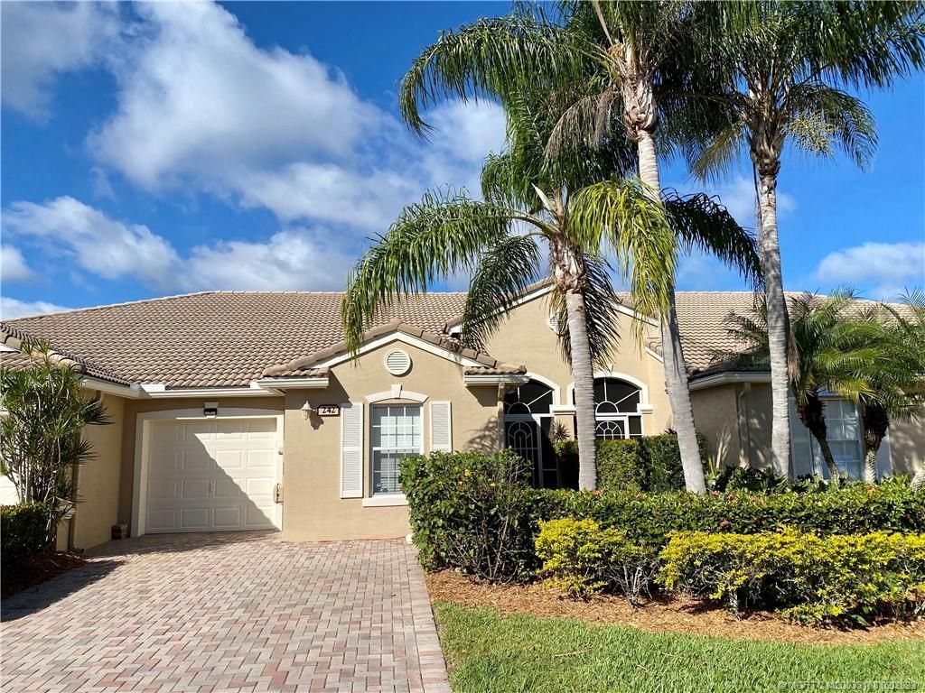 Photo of 242 NW Broken Oak Trail, Jensen Beach, FL 34957 (MLS # R10781230)