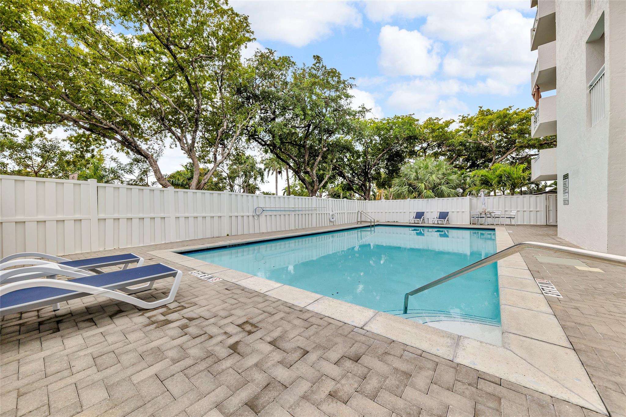 Imperial Point Condo - Residential