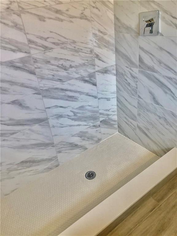 Willow Creek 93-33 B - Residential