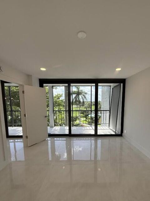 Tiny photo for 6797 Willow Wood Drive #6044, Boca Raton, FL 33434 (MLS # B26014158)