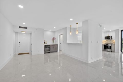 Tiny photo for 6797 Willow Wood Drive #6044, Boca Raton, FL 33434 (MLS # B26014158)