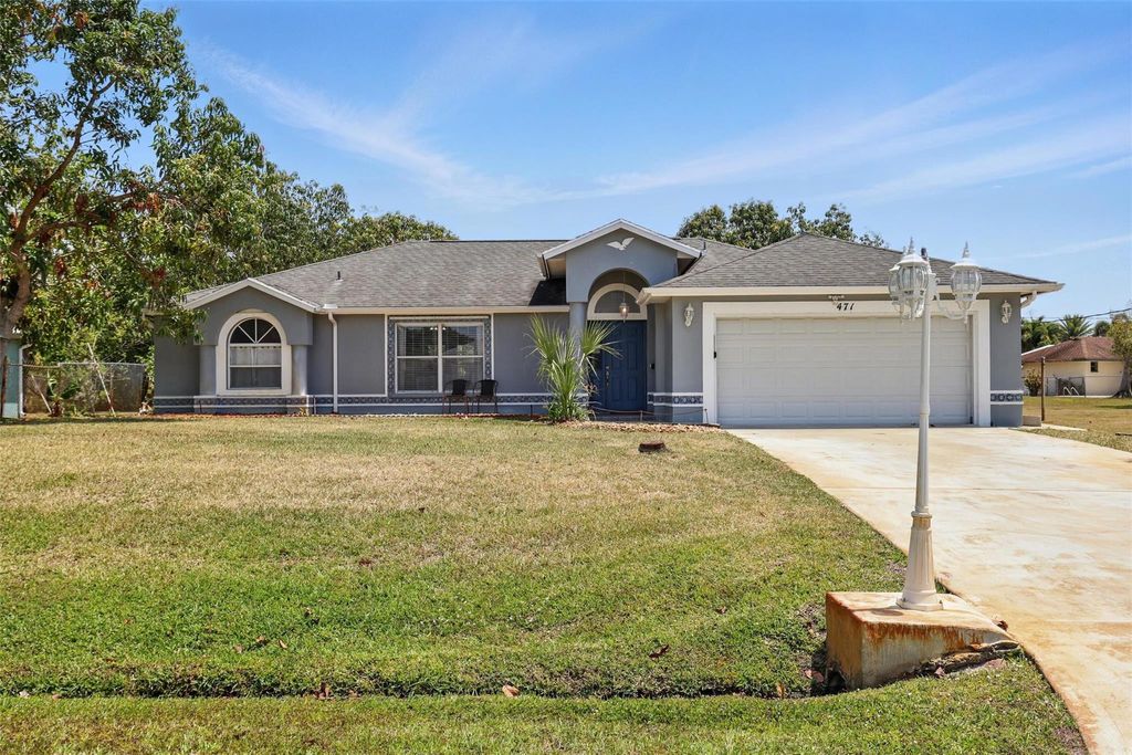 Photo of 471 SW Doreen Street, Port Saint Lucie, FL 34983 (MLS # F10499524)