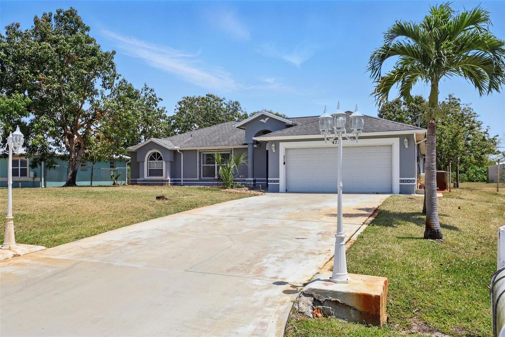 Photo of 471 SW Doreen Street, Port Saint Lucie, FL 34983 (MLS # F10499524)