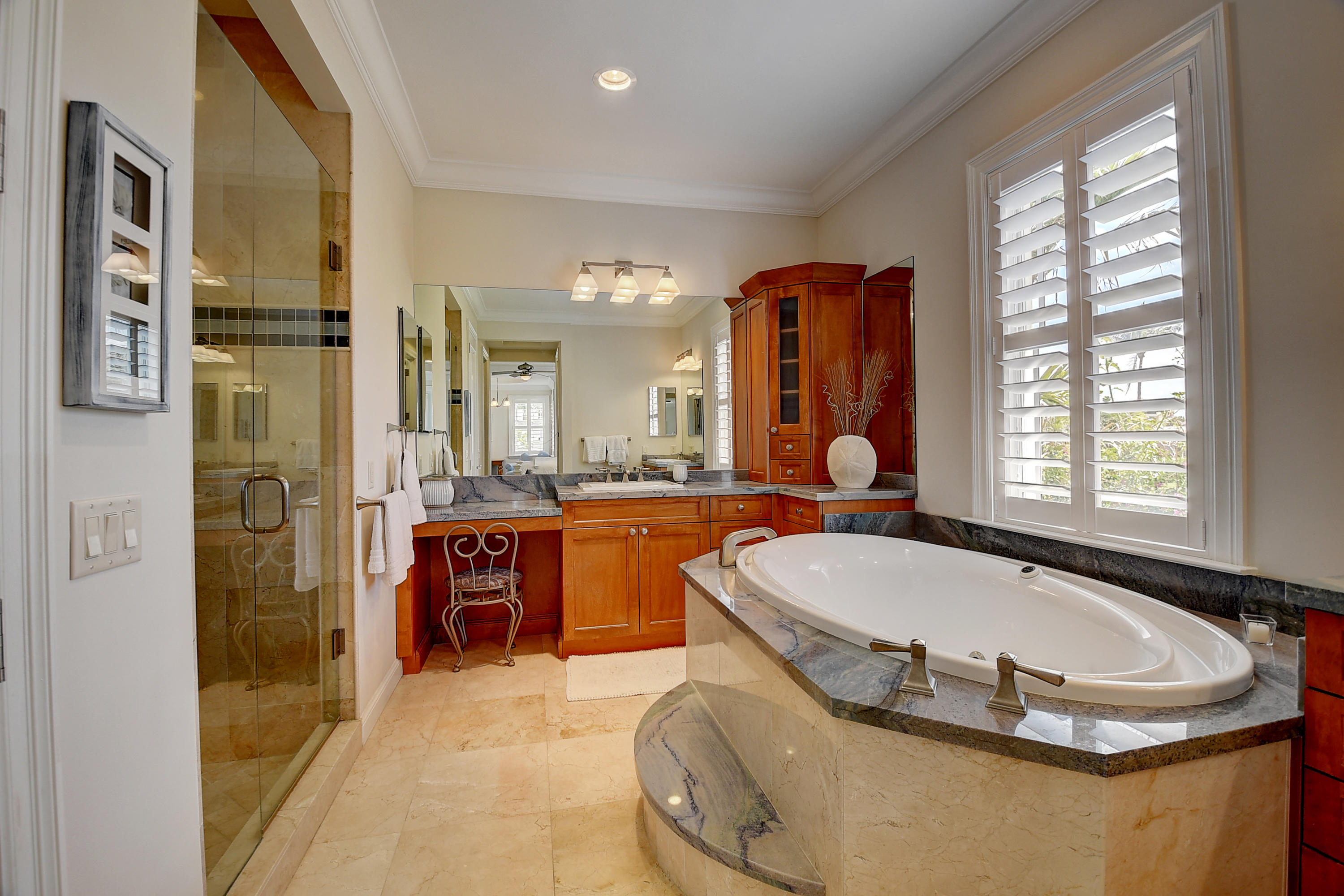BEACH LOTS DELRAY - Residential Lease