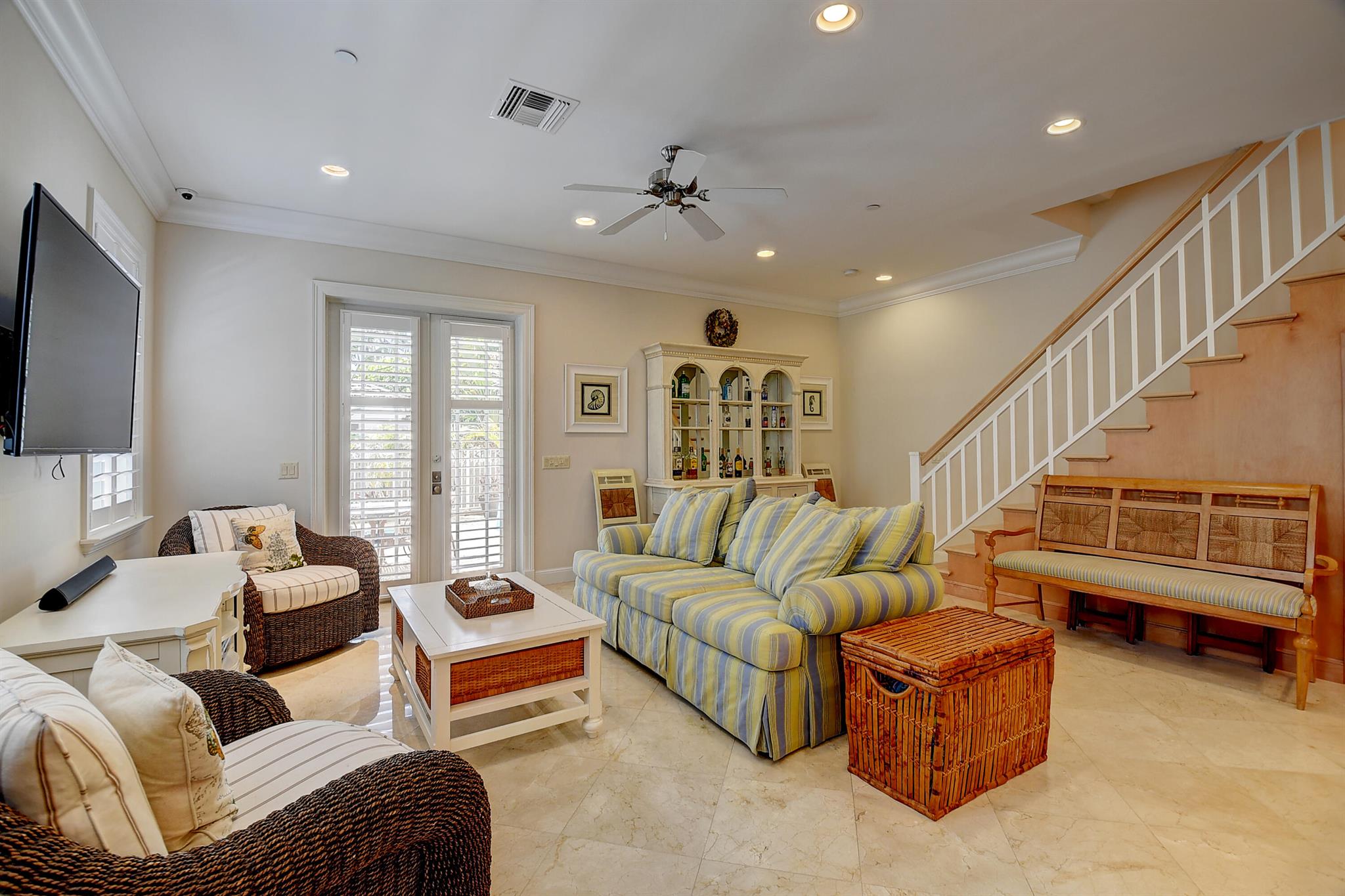 BEACH LOTS DELRAY - Residential Lease