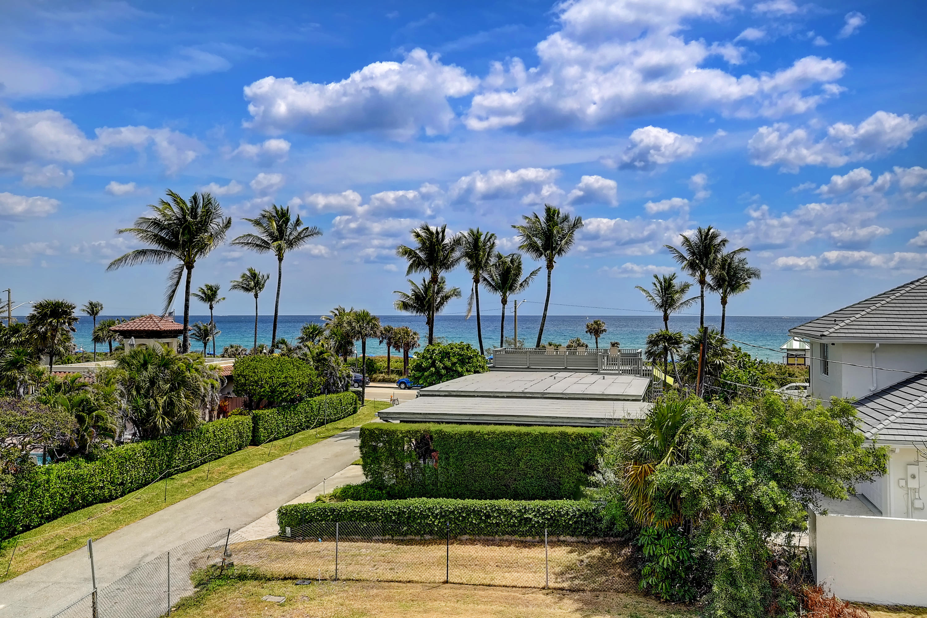 BEACH LOTS DELRAY - Residential Lease