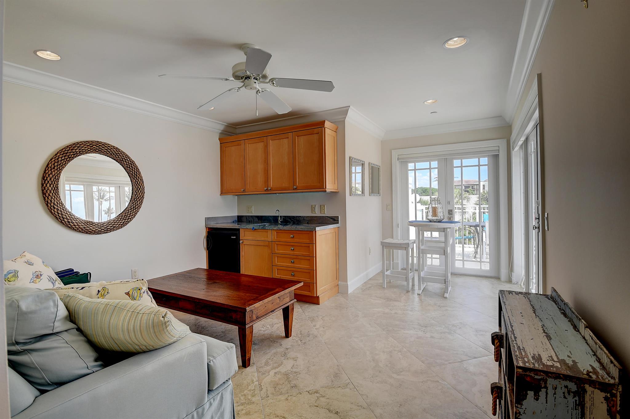 BEACH LOTS DELRAY - Residential Lease