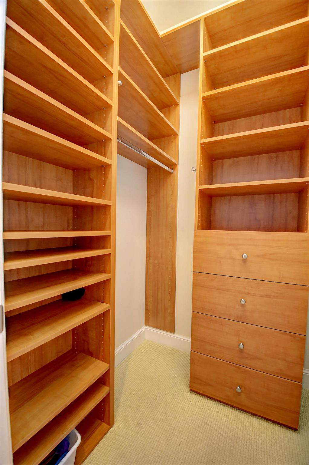 BEACH LOTS DELRAY - Residential Lease