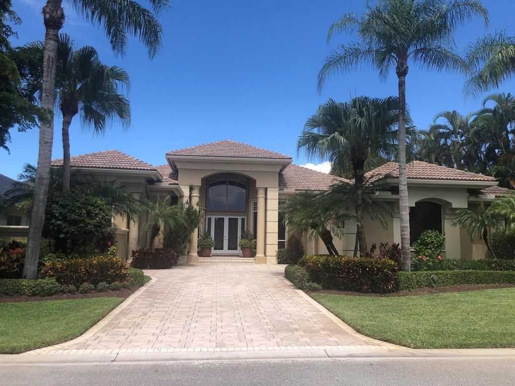 Photo of 1022 Grand Isle Terrace, Palm Beach Gardens, FL 33418 (MLS # R10738478)