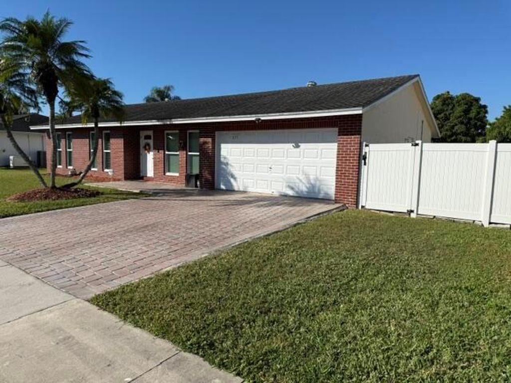 Photo of 177 Dove Circle, Royal Palm Beach, FL 33411 (MLS # R11142509)