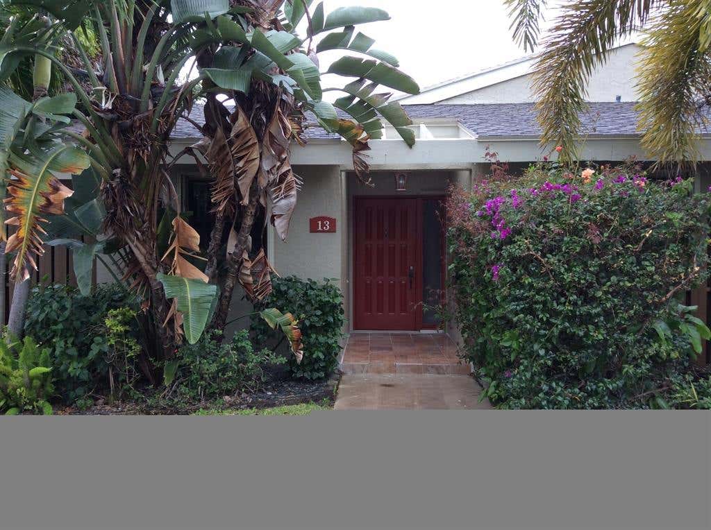 Photo of 13 Meadows Drive #13, Boynton Beach, FL 33436 (MLS # R10699150)