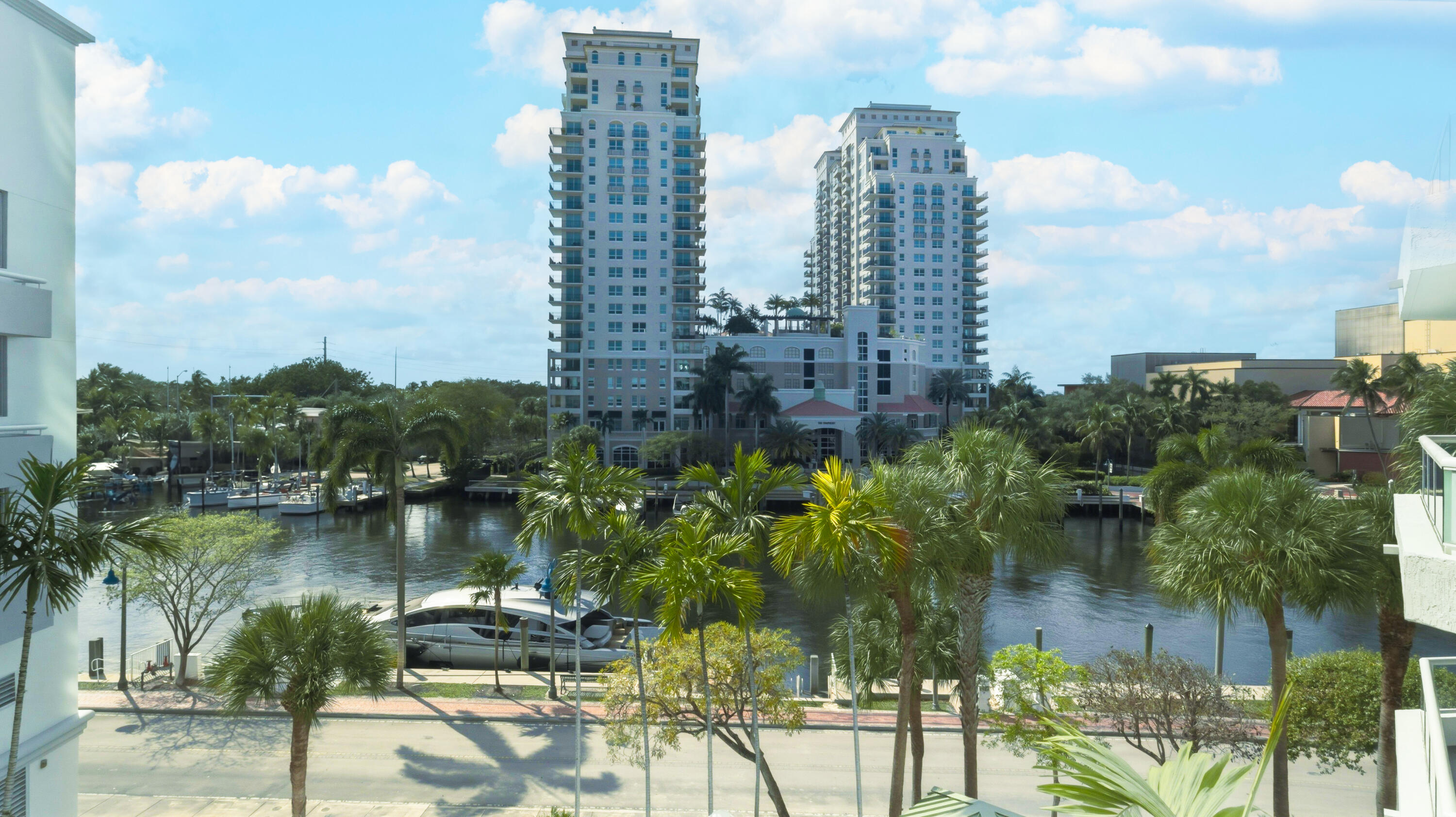 ESPLANADE ON THE NEW RIVER CONDO - Residential