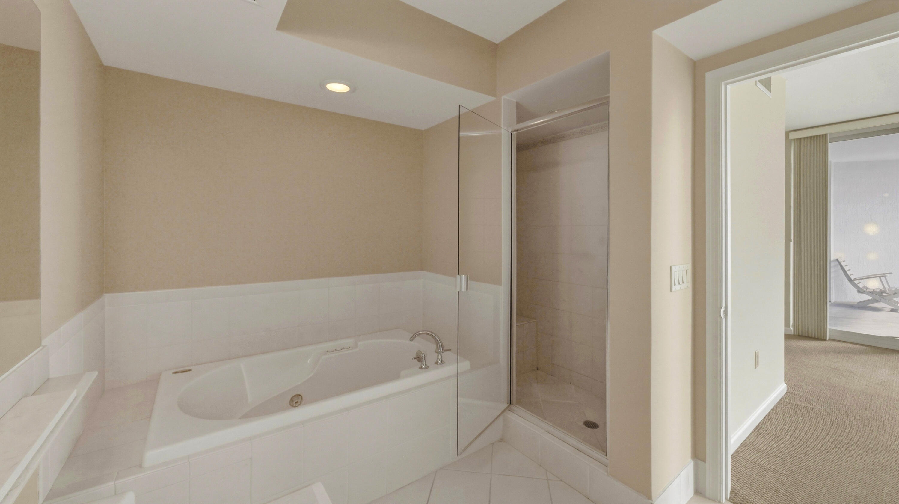 ESPLANADE ON THE NEW RIVER CONDO - Residential