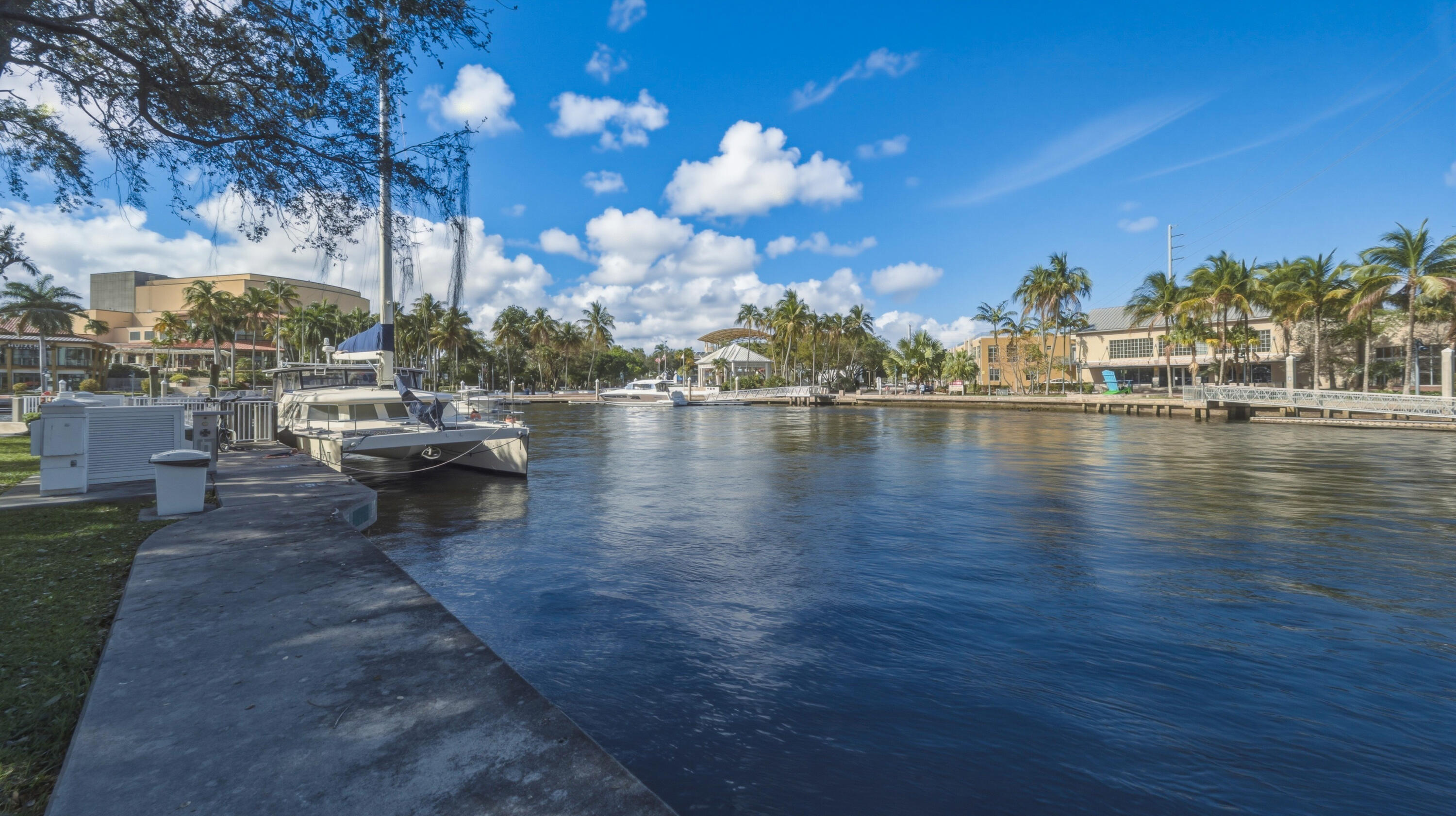 ESPLANADE ON THE NEW RIVER CONDO - Residential