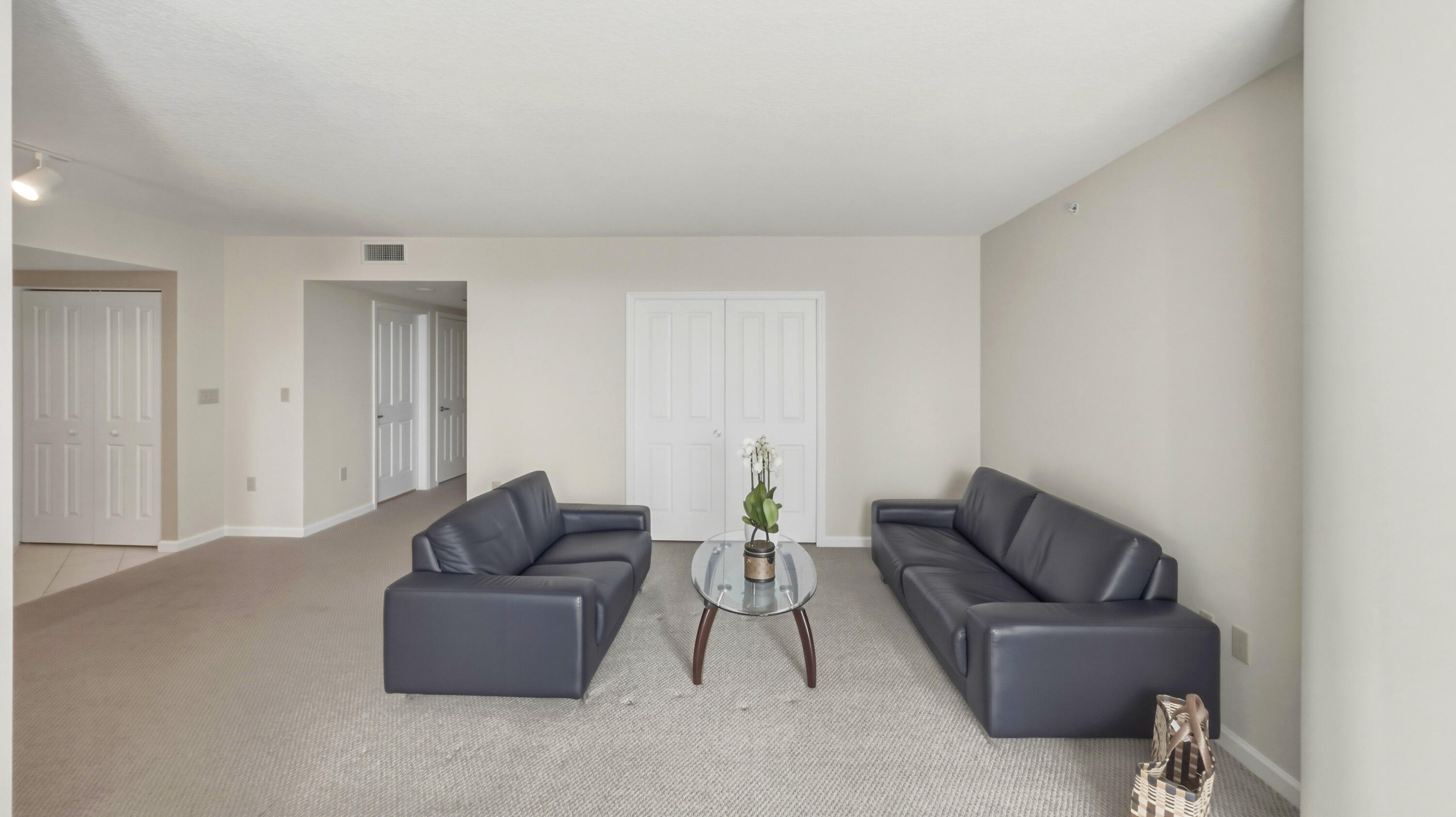 ESPLANADE ON THE NEW RIVER CONDO - Residential