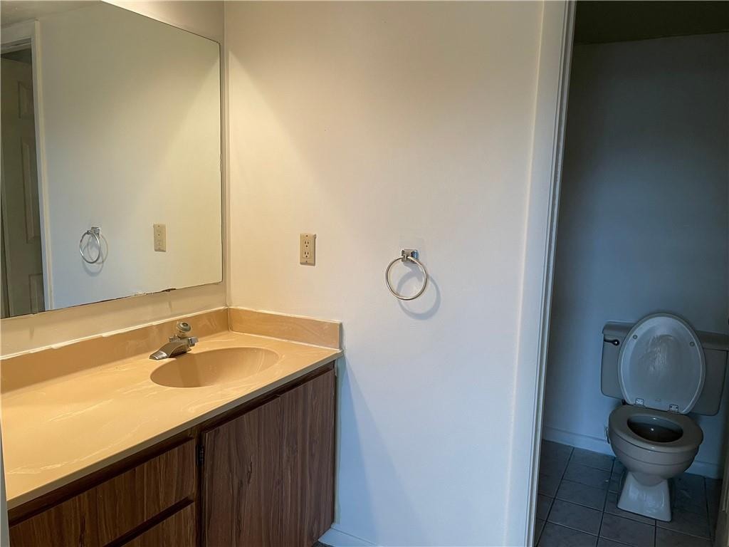 WHITEHALL CONDO OF THE LO - Residential