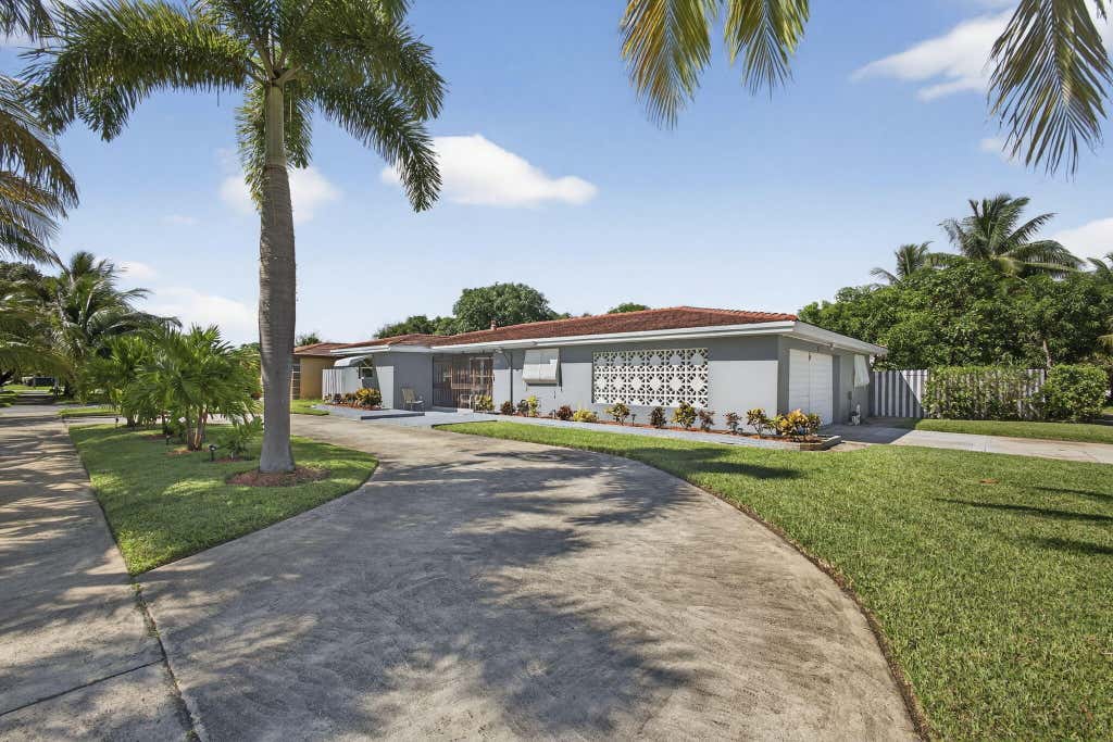 Photo of 118 2nd Street, Lake Park, FL 33403 (MLS # R11127494)