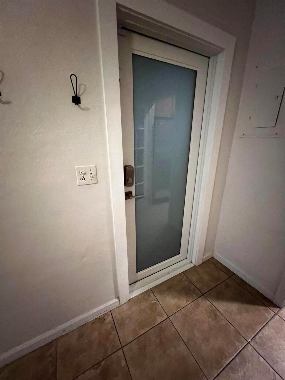 EDGEFIELD 1ST SEC - Residential Lease