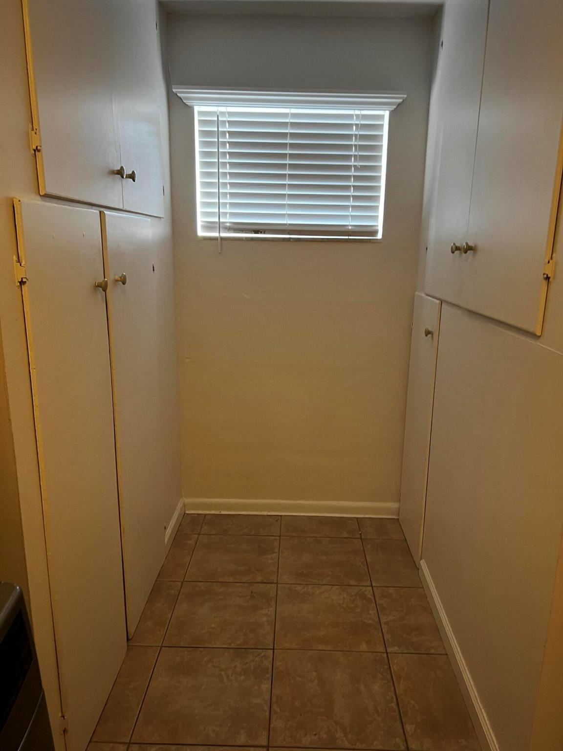 EDGEFIELD 1ST SEC - Residential Lease