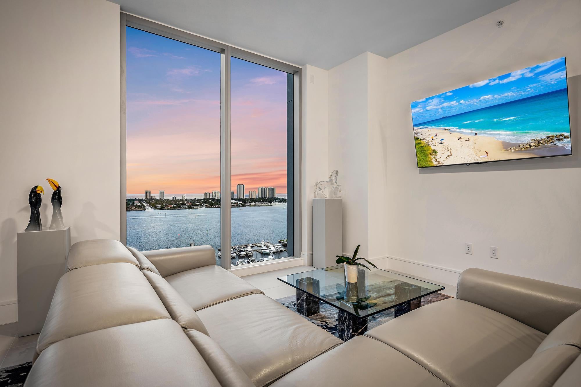 220 Lake Shore Drive 1802