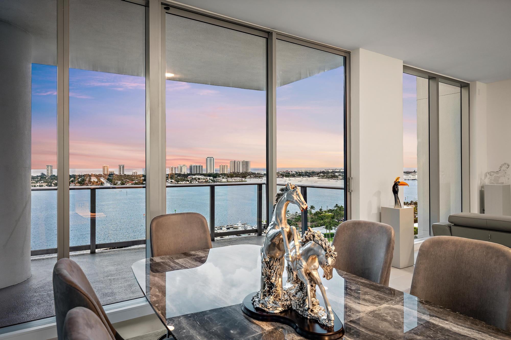 220 Lake Shore Drive 1802