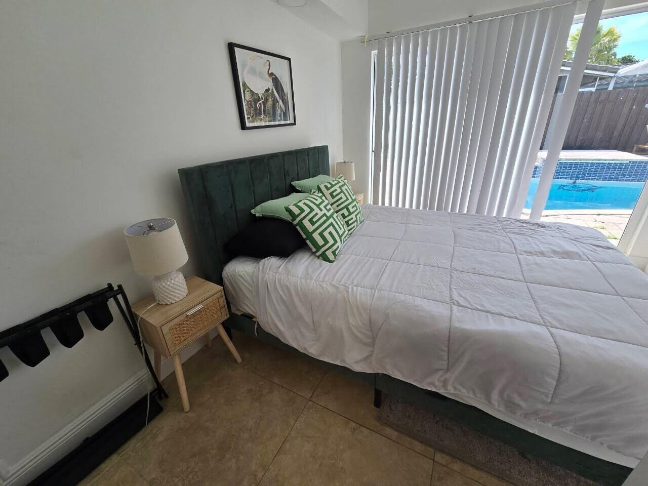 COLONIAL RIDGE - Residential Lease