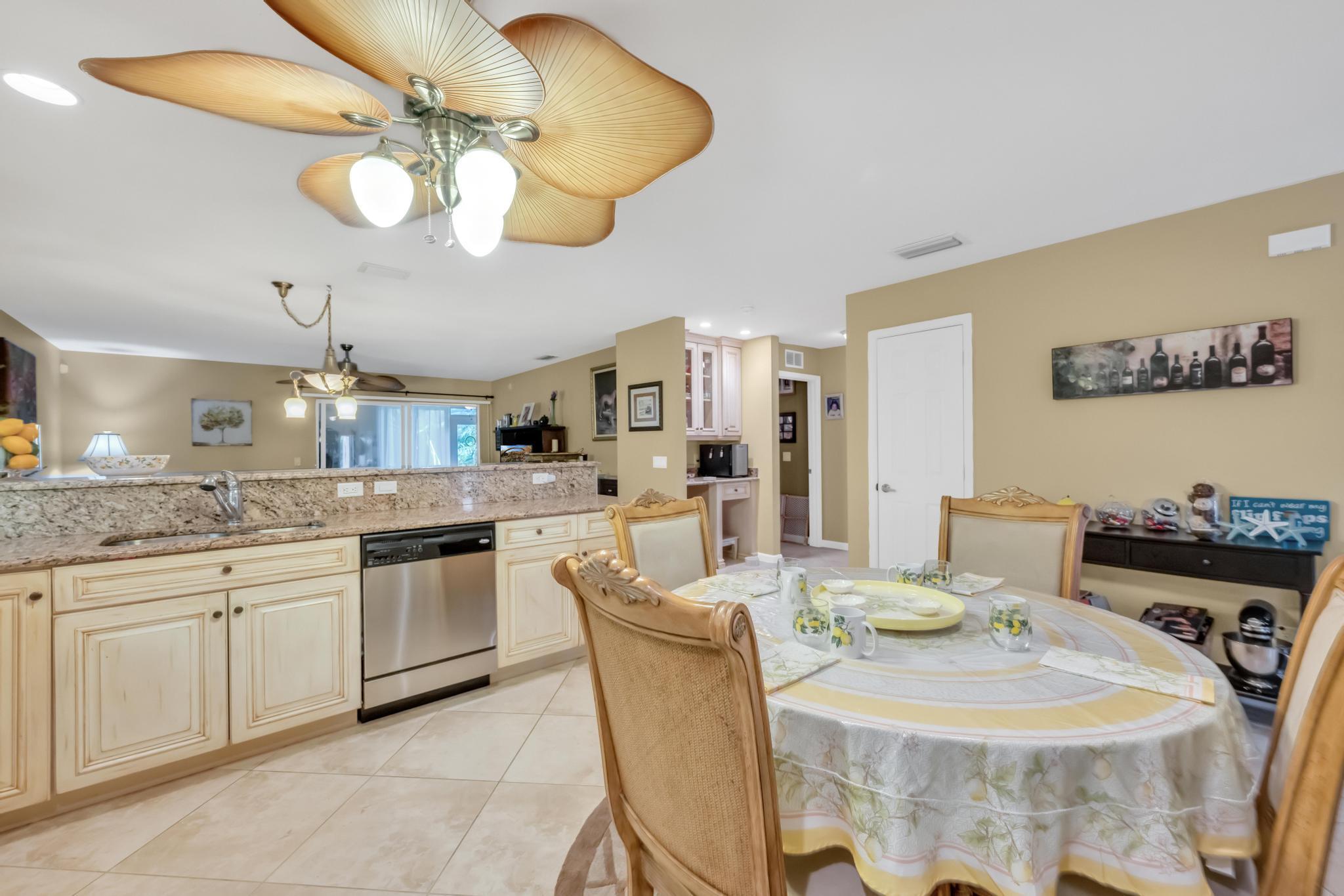 MEADOWS AT PORT ST LUCIE BUILDINGS L/M - Residential