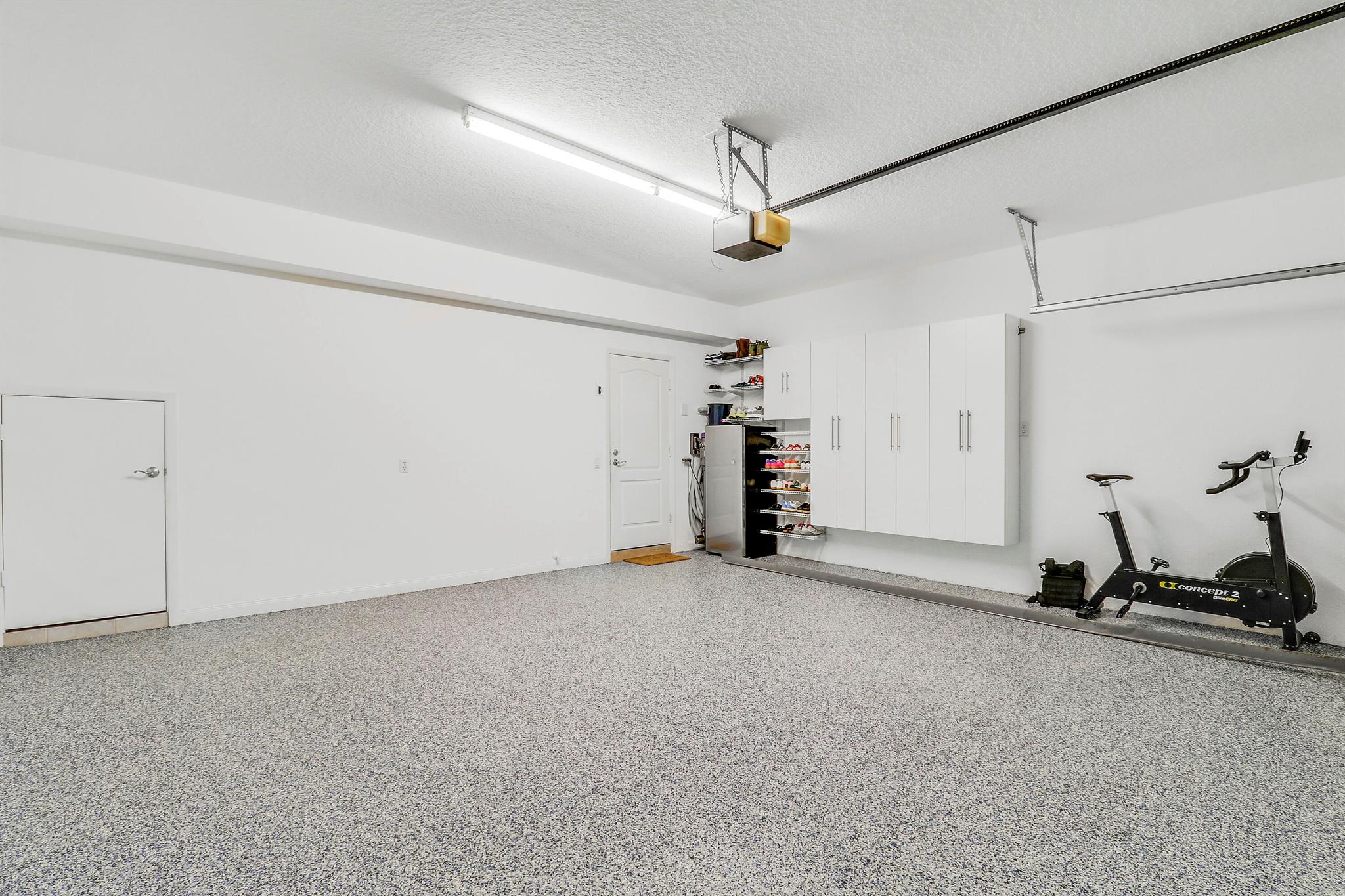 TEQUESTA OAKS - Residential