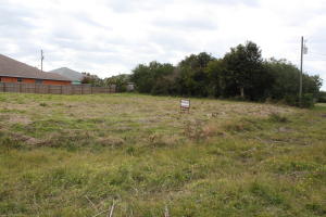 PORT ST LUCIE SECTION 33 - Land