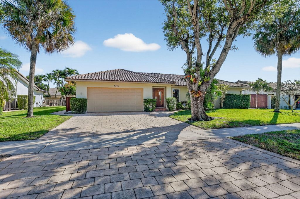 Photo of 1966 SW 8th Avenue, Boca Raton, FL 33486 (MLS # R11169091)