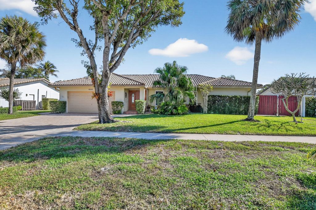 Photo of 1966 SW 8th Avenue, Boca Raton, FL 33486 (MLS # R11169091)