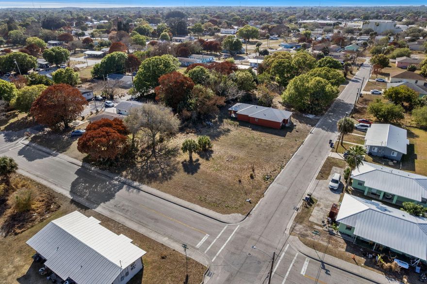 CLEARED, BUILDABLE VACANT LOT-Prime location.  Zoned Residential Medium Density with Multi-Family potential.  Minutes to Downtown Fort Pierce and Treasure Coast best beaches, I-95, fine dining and shopping.  Short distance to Treasure Coast and Vero Airport.  Build your next asset while increasing your Real Estate portfolio in this prime sought after location.