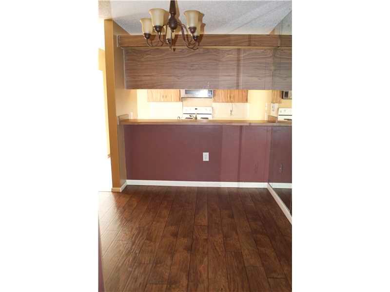 SANDALWOOD LAKES - Residential Lease