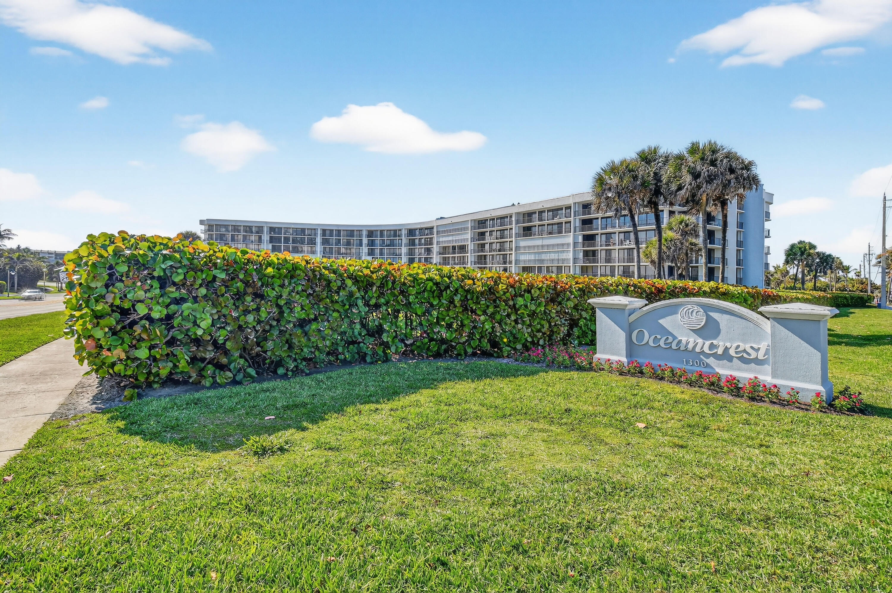 OCEANCREST CONDO APTS - Residential