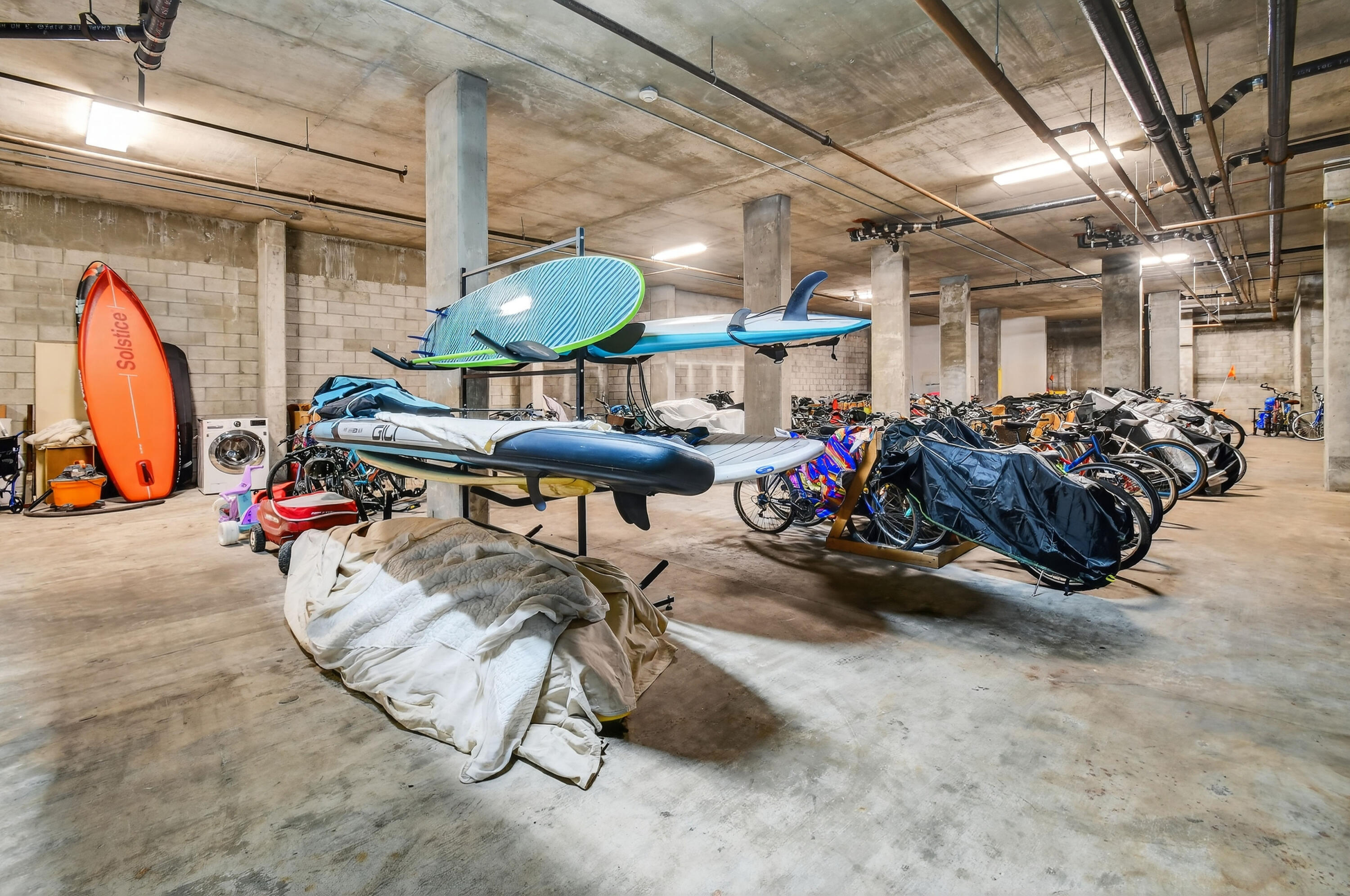 OCEANCREST CONDO APTS - Residential