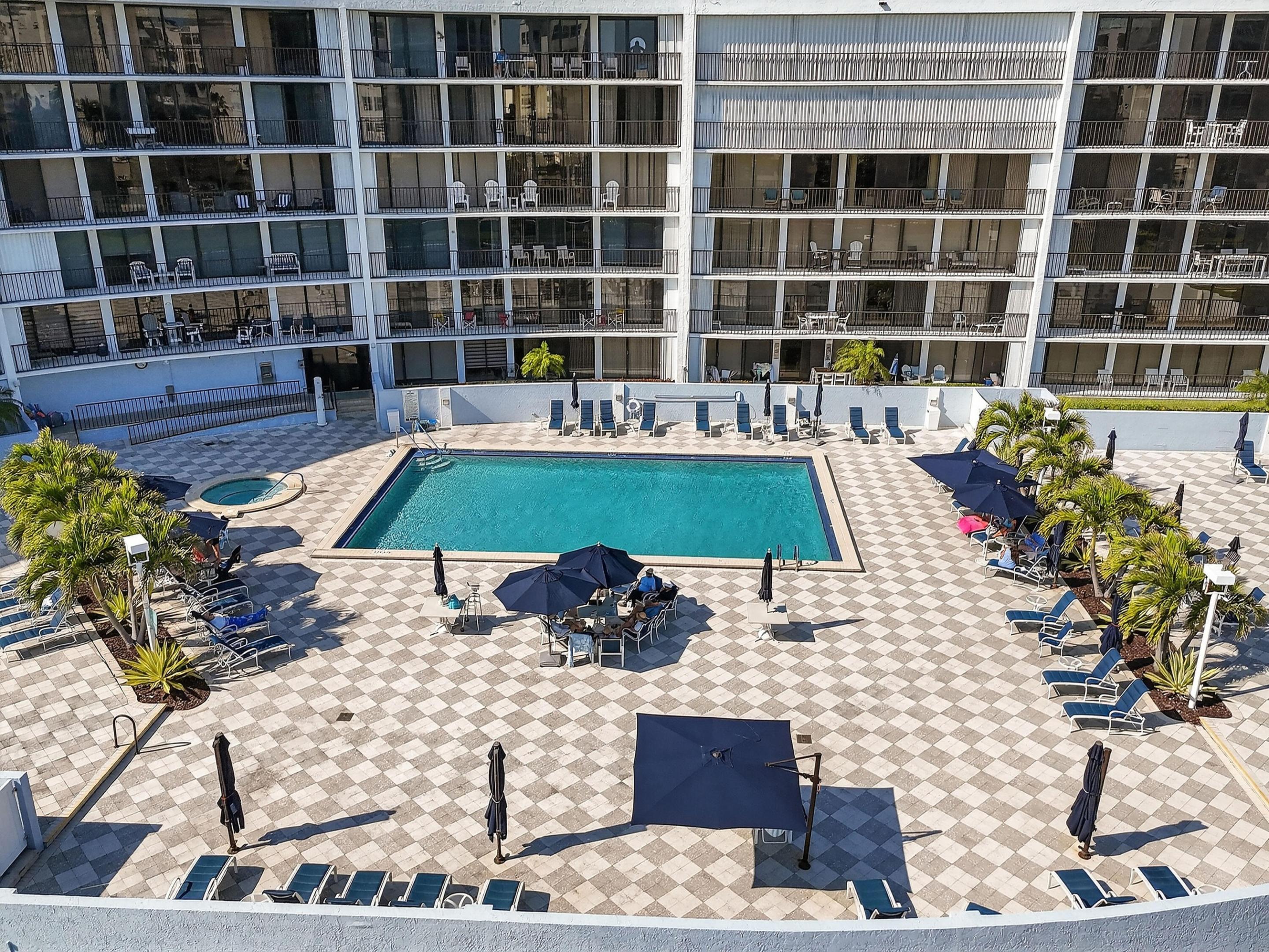 OCEANCREST CONDO APTS - Residential