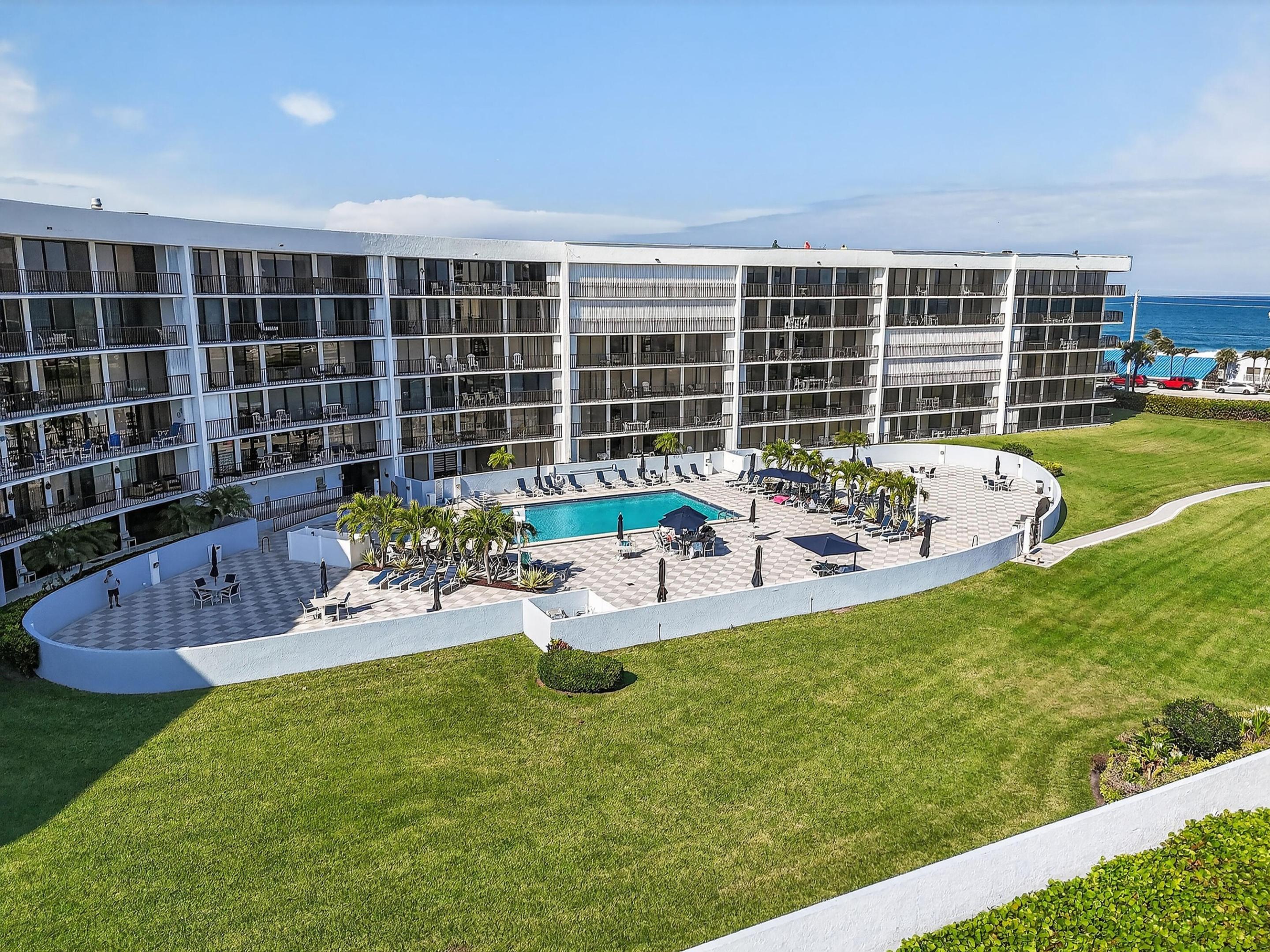 OCEANCREST CONDO APTS - Residential