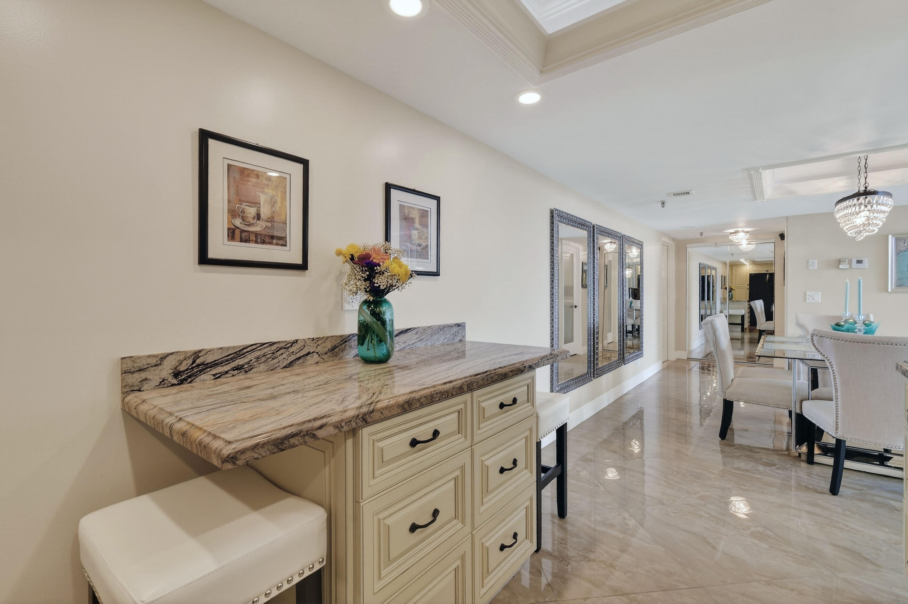 OCEANCREST CONDO APTS - Residential